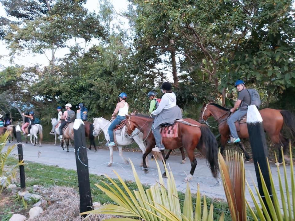 Hotel Cabana Los Nogales San Agustín Esterno foto